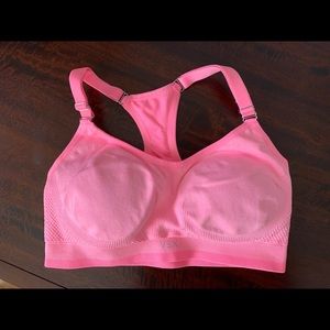 Victoria Secret sports bra